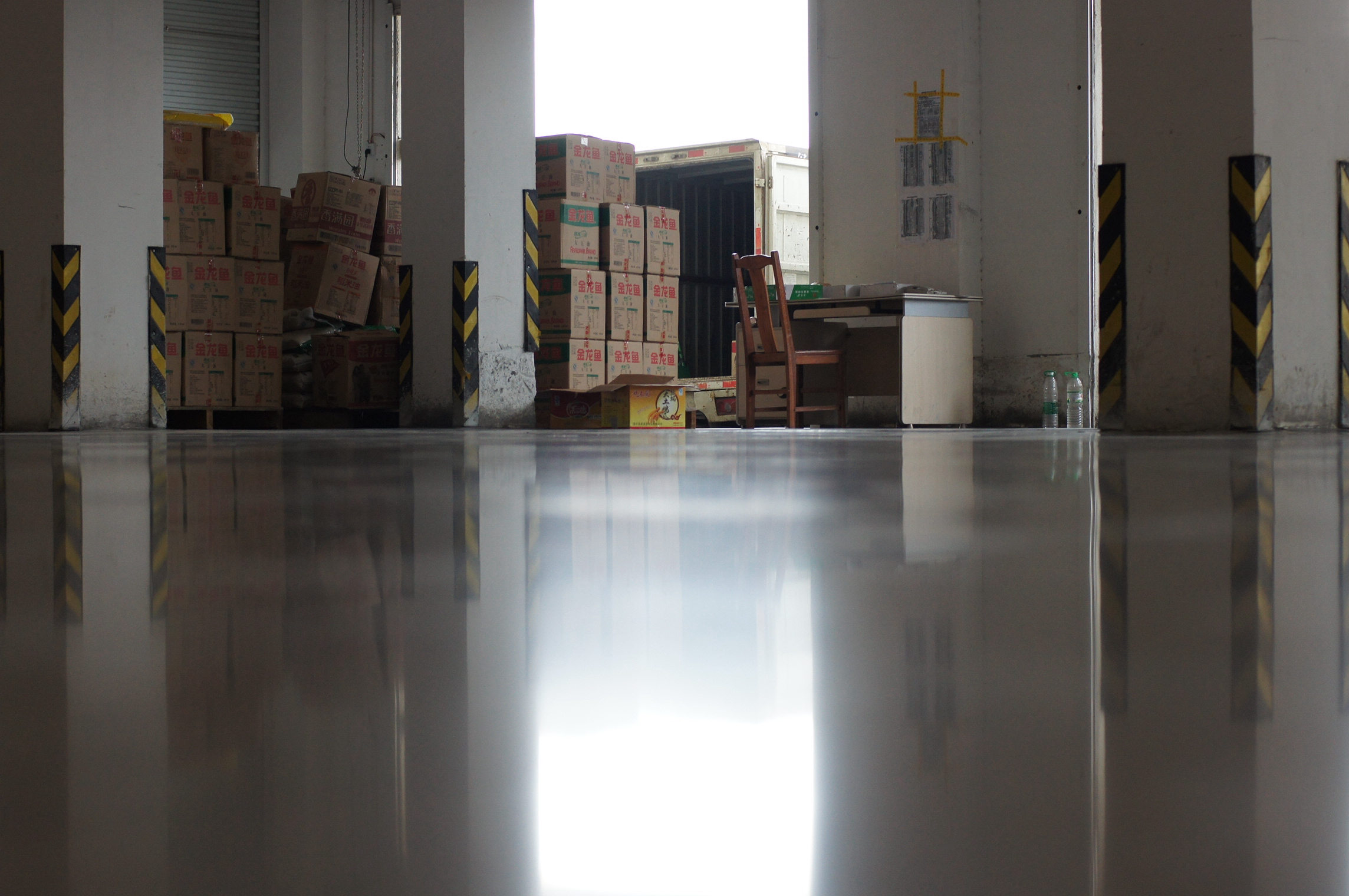 怎樣挑選優(yōu)質(zhì)的混凝土密封固化劑？